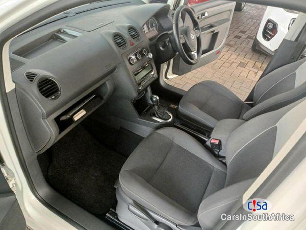 Volkswagen Caddy 2.0 Tdi Manual 2012 - image 5