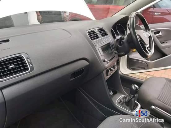 Volkswagen Polo 1.2TSI Manual 2016 - image 7