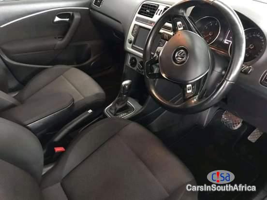 Volkswagen Polo 1.2TSI DSG Automatic 2016 - image 3