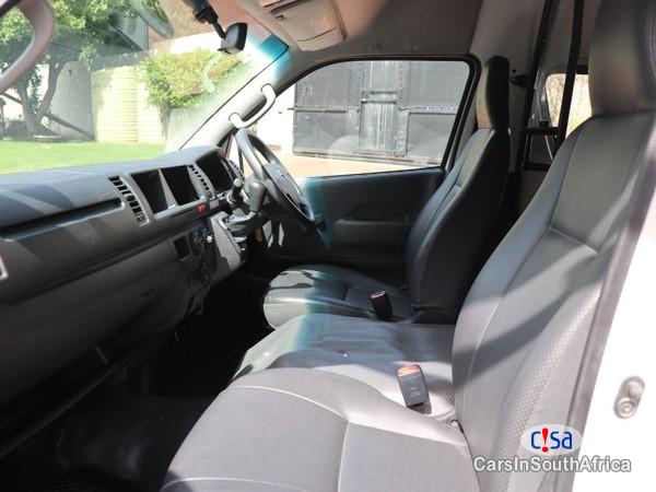Toyota Quantum 2.7 Petrol Sesfikile 16-Seat Manual 2021 - image 4
