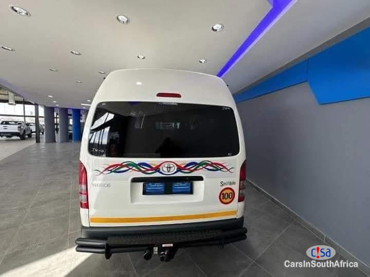Toyota HiAce 2.5 D4d Sesfikile (0726318146) Manual 2023 - image 2