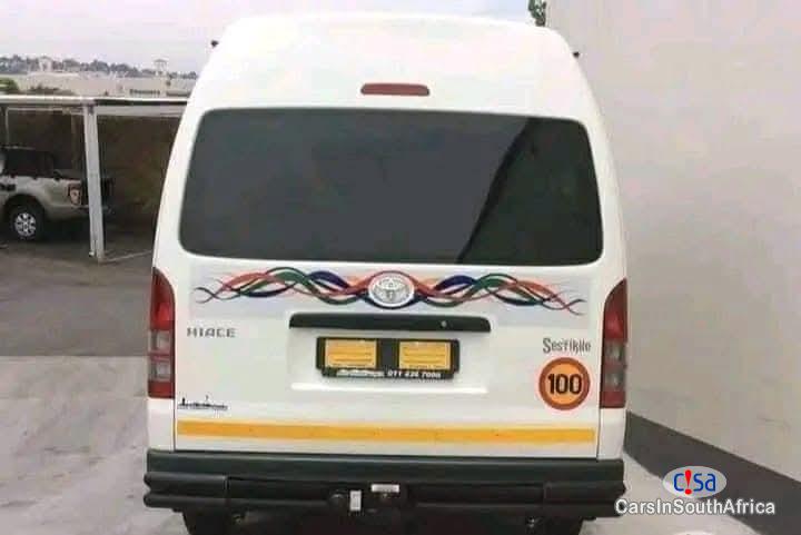 Toyota HiAce 2.5 D4d Sesfikile (0726318146) Manual 2023