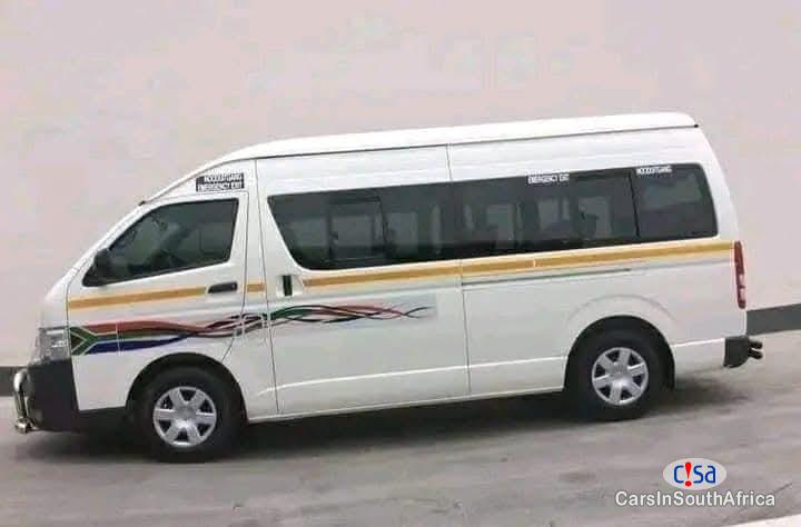 Toyota HiAce 2.5 D4d Sesfikile (0726318146) Manual 2023 in Western Cape