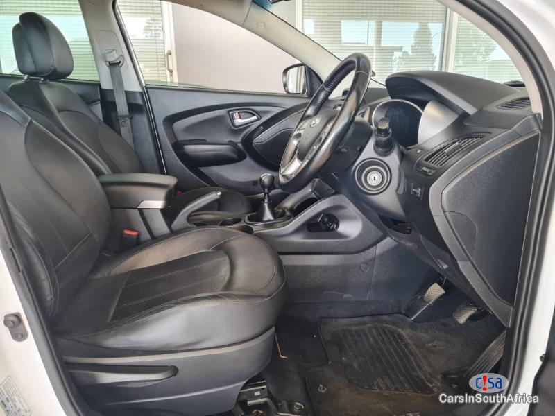 Hyundai ix35 0616417846 Manual 2016 - image 4