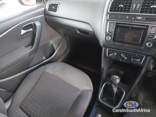 Volkswagen Polo 0616417846 Manual 2017 - image 3