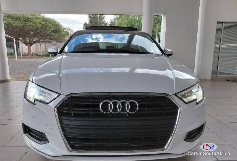 Pictures of Audi A3 1.0 Automatic 2017