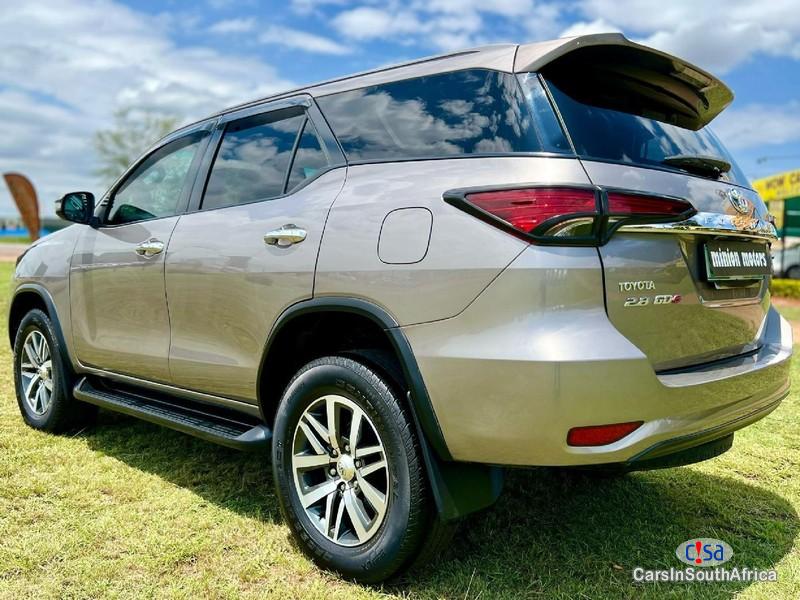 Toyota Fortuner 2.8GD-6 0634393833 Manual 2017 - image 3