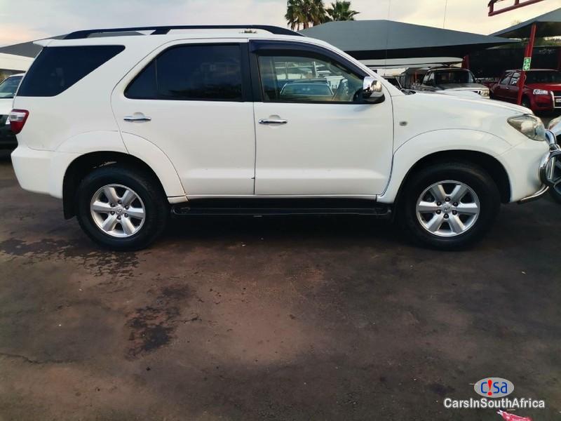 Toyota Fortuner 3.0 Bank Repo 0634393833 Manual 2009