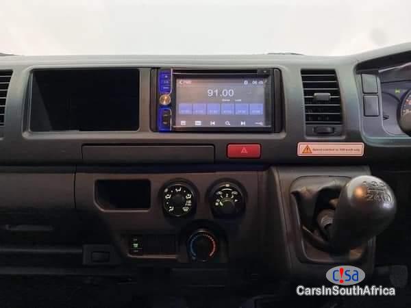 Toyota Quantum Manual 2022 - image 16