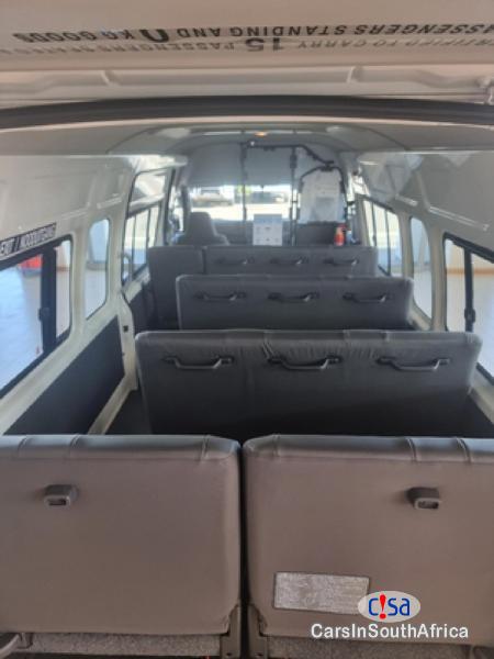 Toyota Quantum 2 5 0671651564 Manual 2018 - image 5