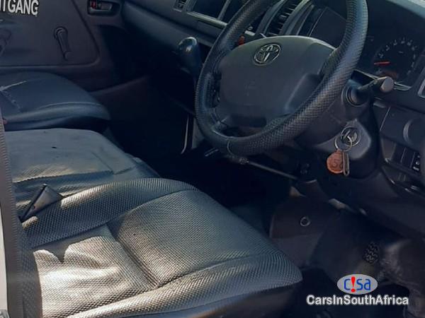 Toyota Quantum 2 7 0671651564 Manual 2017 - image 7