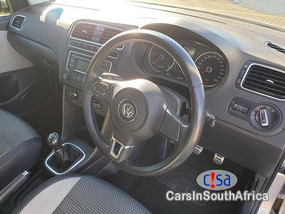 Volkswagen Polo 1 6 0671651564 Manual 2014 - image 9
