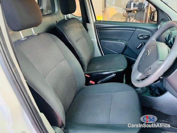 Nissan NP200 1.6 A/C Safety Pack Manual Call 081 494 5928 Manual 2018 - image 3