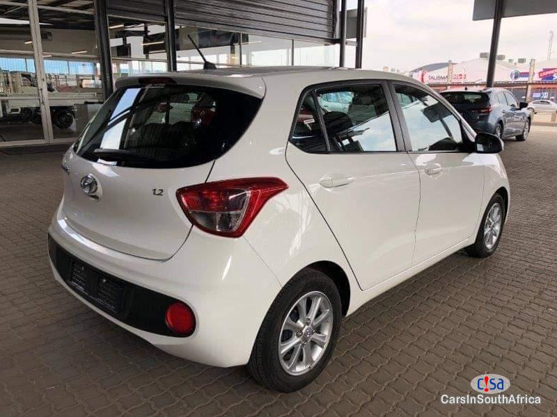 Hyundai i10 1.25 Manual 2015 in South Africa