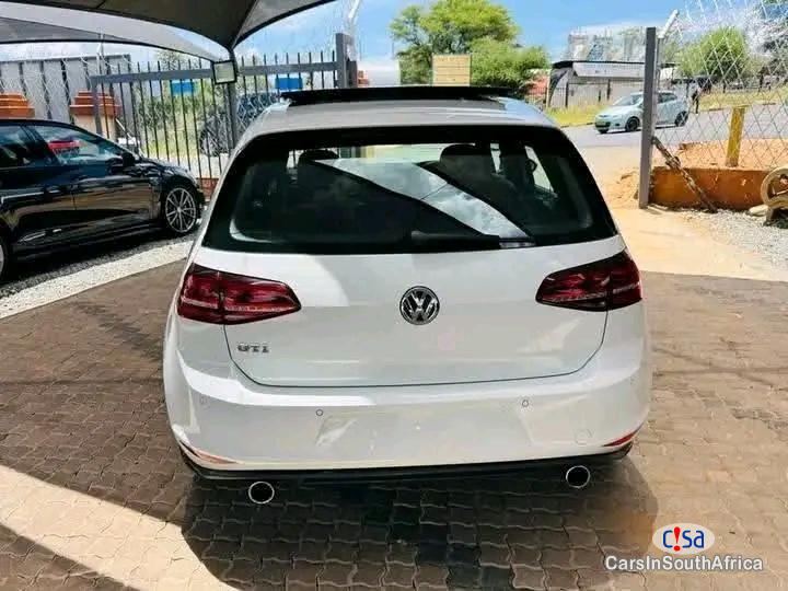 Volkswagen Golf Manual 2016 - image 3