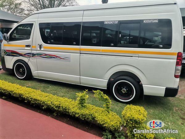 Toyota Quantum 2.5 D-4D Sesfikile 16-Seat Manual 2020 - image 2