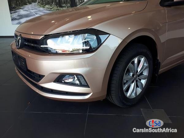 Volkswagen Polo Tsi 1. 2comfortline Manual 2017 - image 15