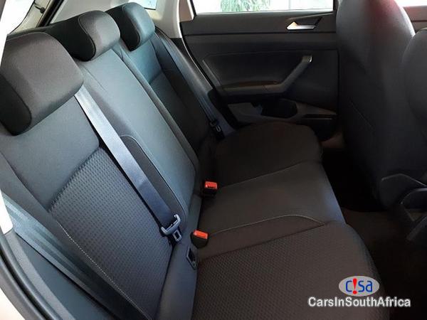 Volkswagen Polo Tsi 1. 2comfortline Manual 2017 - image 16