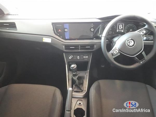 Volkswagen Polo Tsi 1. 2comfortline Manual 2017 - image 18