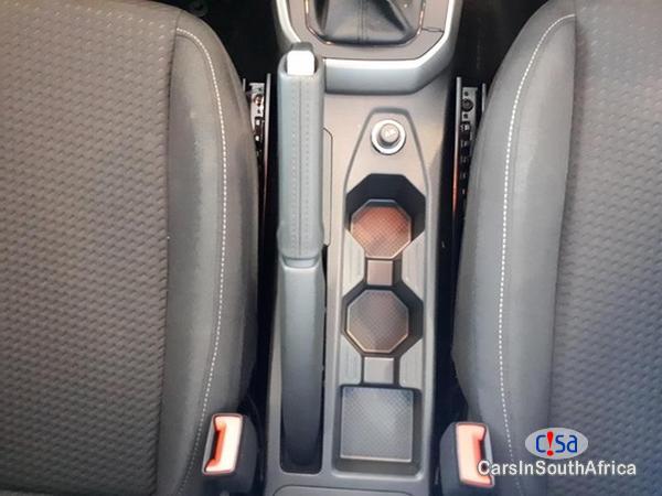 Volkswagen Polo Tsi 1. 2comfortline Manual 2017 - image 19