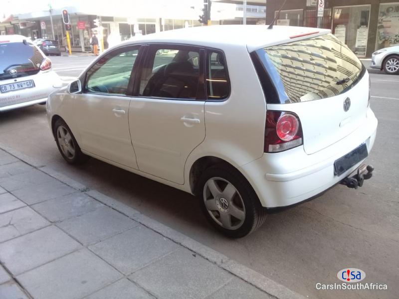 Volkswagen Polo 1.6 Manual 2009 - image 4