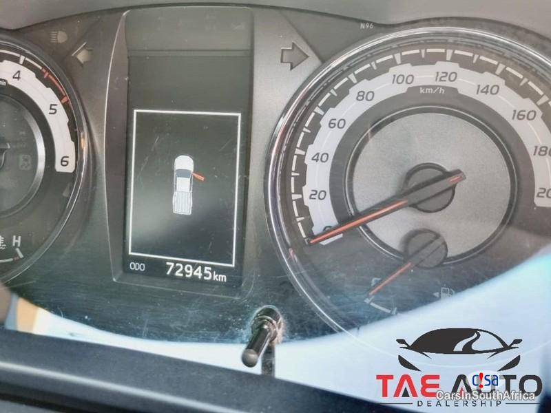 Toyota Hilux Automatic 2019 - image 5