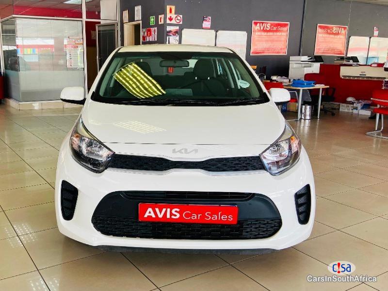 Kia Picanto Manual 2022 - image 4