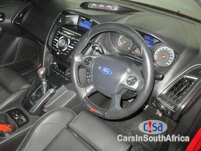 Ford Focus 2.0 GTDI ST3 5drs Manual 2014 - image 3