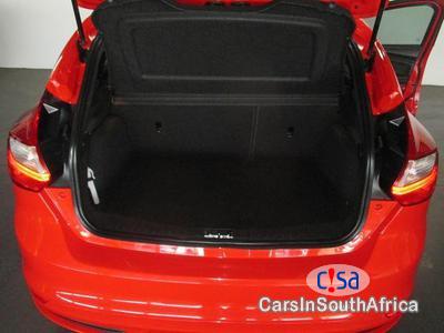 Ford Focus 2.0 GTDI ST3 5drs Manual 2014 - image 6