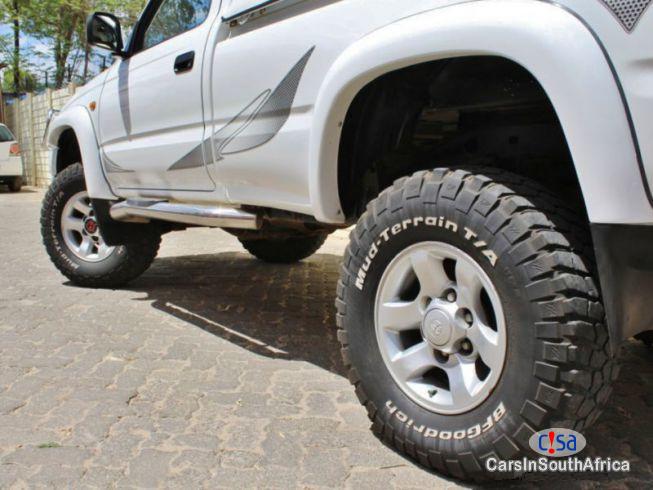 Toyota Hilux 2.7 Manual 2004 - image 8