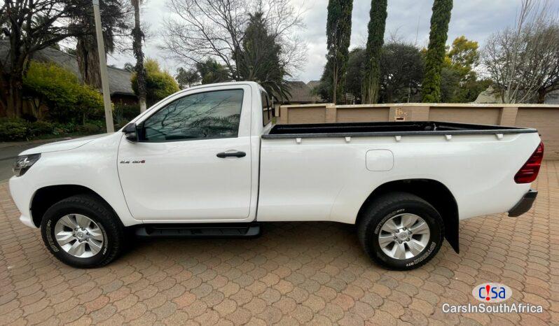 Picture of Toyota Hilux 2.4 Manual 2018 in South Africa