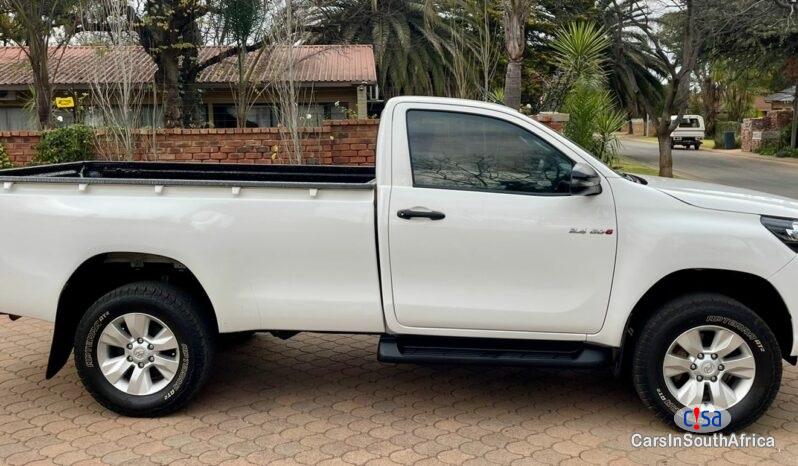Toyota Hilux 2.4 Manual 2018 - image 9