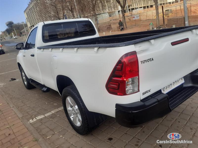 Toyota Hilux 2.4 Manual 2018 - image 2