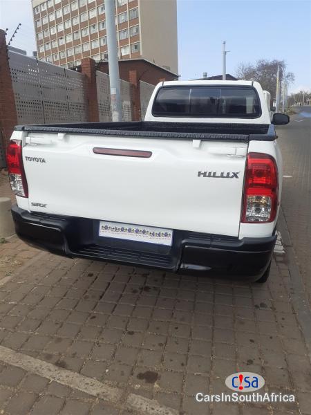 Toyota Hilux 2.4 Manual 2018 - image 3