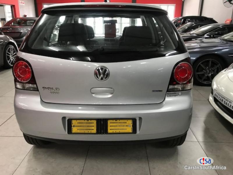 Volkswagen Polo Manual 2014 - image 5