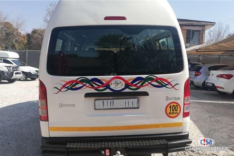 Toyota HiAce 2.7 Manual 2019 - image 20