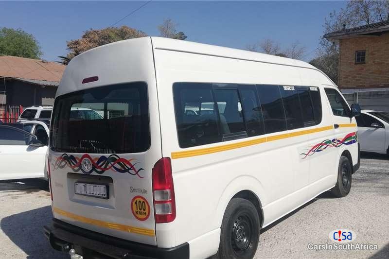Toyota HiAce 2.7 Manual 2019 - image 21