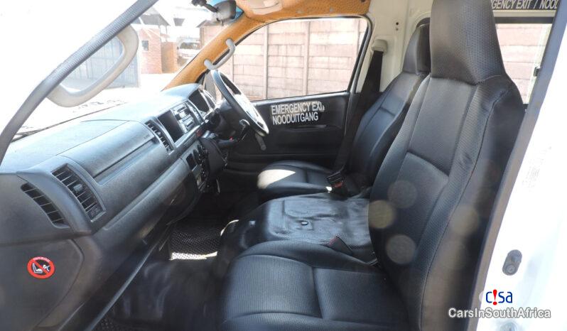 Toyota HiAce 2.7 Manual 2019 - image 3