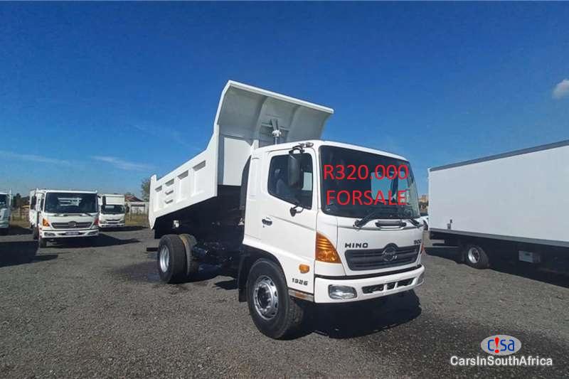 Pictures of Toyota 5.6 Manual 2016