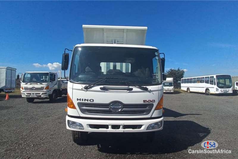 Toyota 5.6 Manual 2016 - image 2