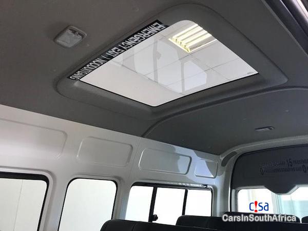 Toyota Quantum 2.5 QUANTUM Manual 2016 - image 4