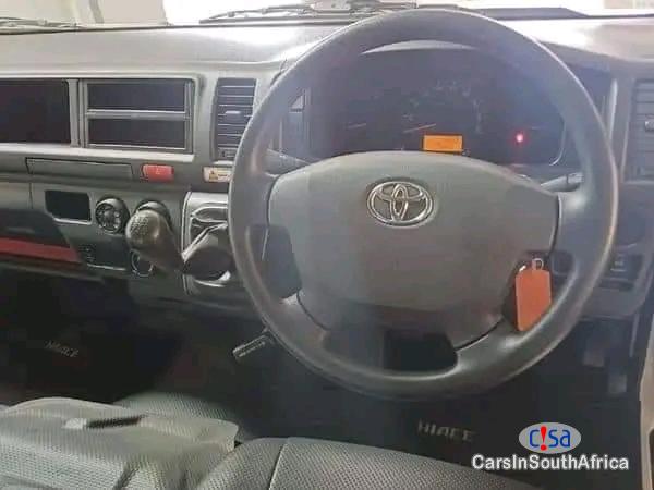 Toyota Quantum 2022 Toyota Quantum 2.5 D4D 0698183175 Manual 2022 - image 10