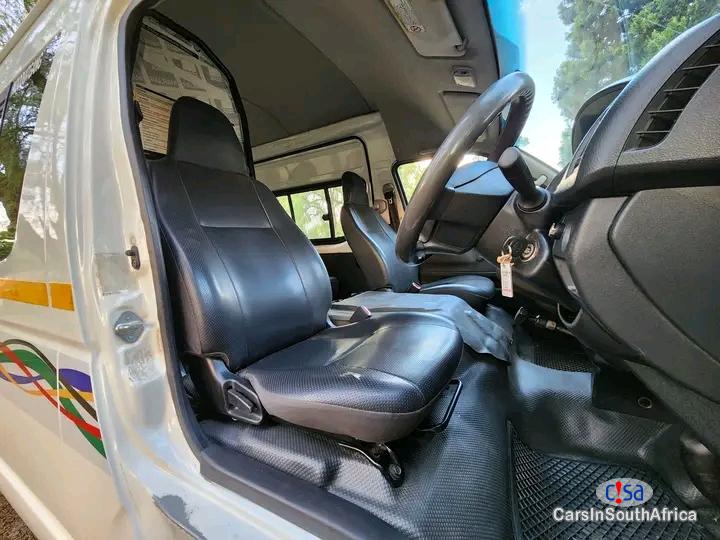 Toyota Quantum 2.5 D-4D Sesfikile 16-Seat Manual 2020 in South Africa