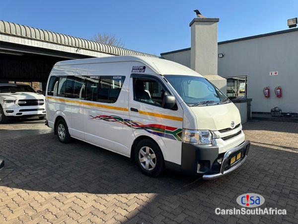 Picture of Toyota Quantum 2.5 D-4D Sesfikile 16-Seat Manual 2022
