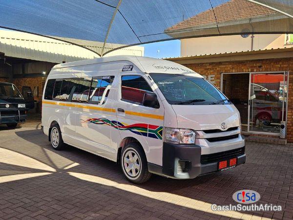 Pictures of Toyota Quantum 2.5 D-4D Sesfikile 16-Seat Manual 2020