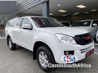 Pictures of Isuzu KB250 2.5 Manual 2015