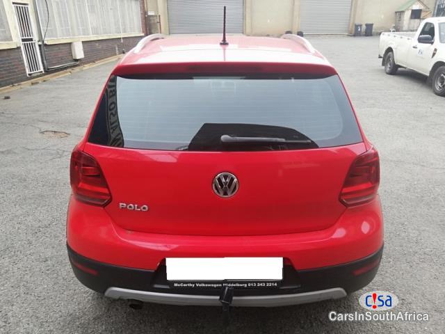 Volkswagen Polo Manual 2017 - image 2