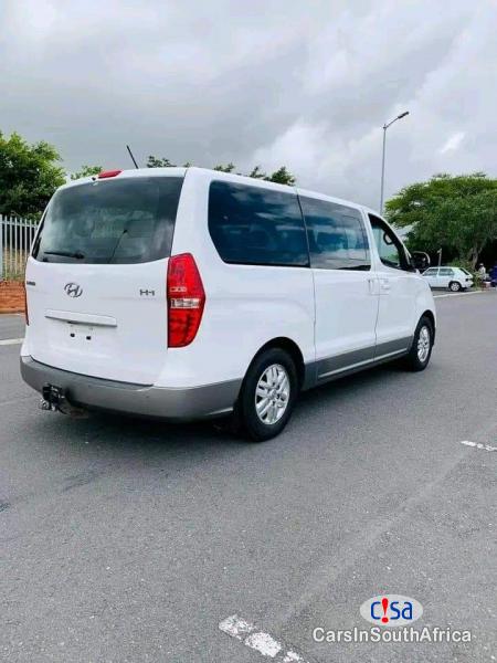 Hyundai H-1 2.5 Automatic 2020 - image 2