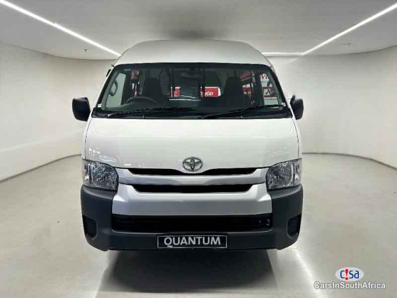 Toyota Quantum 2.5 D-4D Sesifikile 16 Seats ( +27 685845776 Manual 2018 - image 2