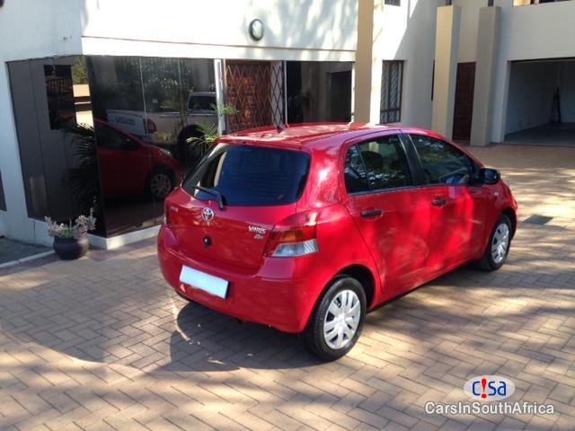 Toyota Yaris 1.3 T3 5 Door Manual 2010 - image 4